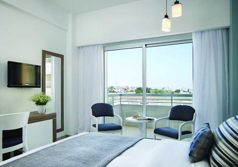 Sentido Kouzalis Beach Hotel Protaras Exterior photo